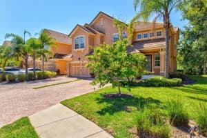 8224 VILLA GRANDE COURT, SARASOTA, FL 34243 Sold 08/14/23