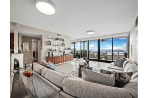 1255 GULFSTREAM AVENUE, SARASOTA, FL 34236 Sold 07/12/23