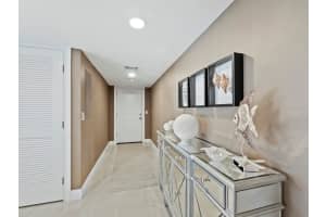 2425 GULF OF MEXICO DRIVE, LONGBOAT KEY, FL 34228 Sold 09/15/23