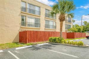 2763 WOODGATE LANE, SARASOTA, FL 34231 Sold 08/29/23
