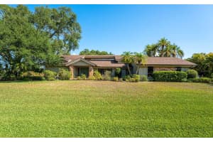 3631 BENEVA OAKS BOULEVARD, SARASOTA, FL 34238 Sold 11/14/23