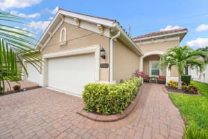 1306 CALLE GRAND STREET, BRADENTON, FL 34209 Sold 05/31/23