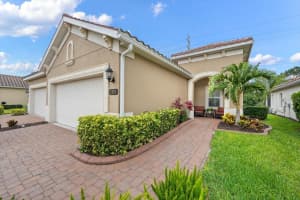 1306 CALLE GRAND STREET, BRADENTON, FL 34209 Sold 05/31/23