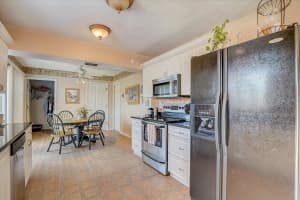 3910 77TH PLACE, SARASOTA, FL 34243 Sold 06/09/23