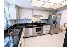 3050 LAKE BAYSHORE DRIVE, BRADENTON, FL 34205 Sold 07/07/23