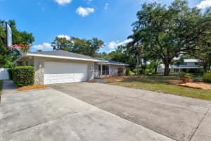 9010 61ST AVENUE DRIVE, BRADENTON, FL 34202 Sold 05/24/23