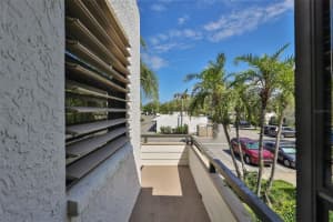 253 SHERWOOD DRIVE, BRADENTON, FL 34210 Sold 07/28/23