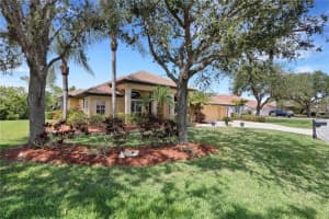 7804 CREST HAMMOCK WAY, SARASOTA, FL 34240 Sold 06/16/23