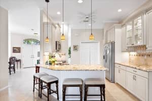 5037 82ND WAY, SARASOTA, FL 34243 Sold 06/09/23