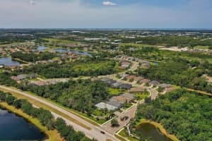 3718 WOODCLIFF LAKE TERRACE, SARASOTA, FL 34243 Sold 06/28/23