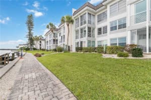 4420 EXETER DRIVE, LONGBOAT KEY, FL 34228 Sold 10/17/23