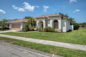6268 AVENTURA DRIVE, SARASOTA, FL 34241 Sold 11/16/23