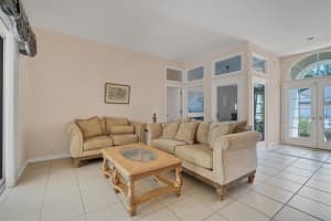 6268 AVENTURA DRIVE, SARASOTA, FL 34241 Sold 11/16/23