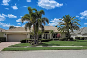 6111 WINCHESTER PLACE, SARASOTA, FL 34243 Sold 06/08/23