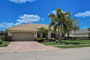 6111 WINCHESTER PLACE, SARASOTA, FL 34243 Sold 06/08/23