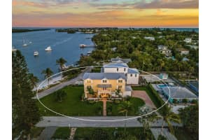 718 LINLEY STREET, LONGBOAT KEY, FL 34228 Sold 08/23/23