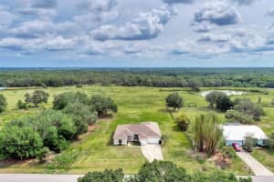1363 PALM VIEW ROAD, SARASOTA, FL 34240 Sold 10/11/23