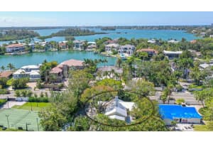 763 SIESTA DRIVE, SARASOTA, FL 34242 Sold 01/08/24