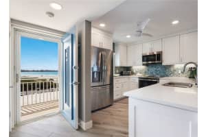 2110 BENJAMIN FRANKLIN DRIVE, SARASOTA, FL 34236 - MLS#MFRA4568893