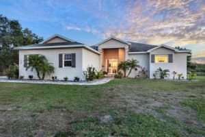 1938 PALM VIEW ROAD, SARASOTA, FL 34240 Sold 09/20/23