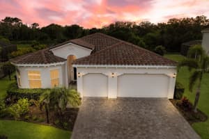 13307 SAW PALM CREEK TRAIL, LAKEWOOD RANCH, FL 34211 Sold 06/15/23