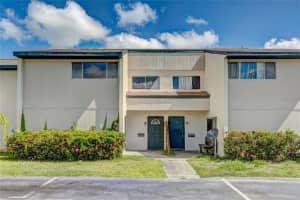 969 WHITMAN DRIVE, SARASOTA, FL 34243 Sold 08/11/23