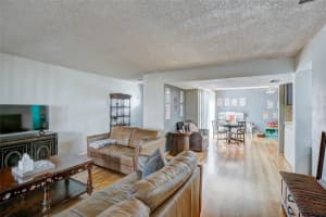 969 WHITMAN DRIVE, SARASOTA, FL 34243 Sold 08/11/23