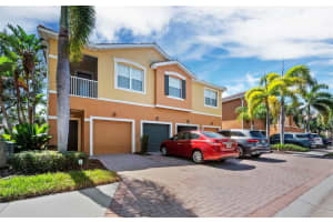 8051 LIMESTONE LANE, SARASOTA, FL 34233 Sold 10/24/23