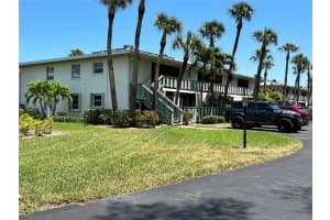 600 MANATEE AVENUE, HOLMES BEACH, FL 34217 Sold 06/06/23
