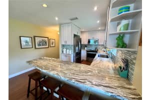 600 MANATEE AVENUE, HOLMES BEACH, FL 34217 Sold 06/06/23