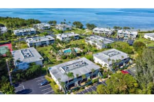 600 MANATEE AVENUE, HOLMES BEACH, FL 34217 Sold 07/01/23