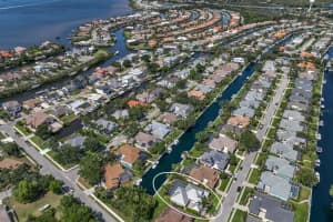 4419 BARRACUDA DRIVE, BRADENTON, FL 34208 Sold 09/27/23