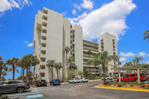 210 SANDS POINT ROAD, LONGBOAT KEY, FL 34228 Sold 06/15/23