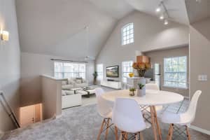 5641 BIDWELL PARKWAY, SARASOTA, FL 34233 Sold 06/08/23