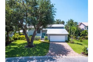 5357 SIESTA COURT, SARASOTA, FL 34242 Sold 07/11/23