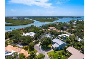 5357 SIESTA COURT, SARASOTA, FL 34242 Sold 07/11/23