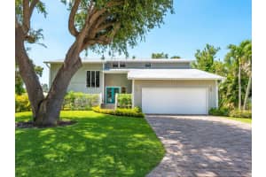 5357 SIESTA COURT, SARASOTA, FL 34242 Sold 07/11/23