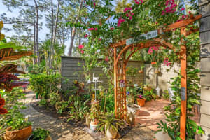 1704 PELICAN COVE ROAD, SARASOTA, FL 34231 Sold 06/26/23