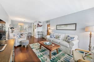 521 VENICE AVENUE, VENICE, FL 34285 Sold 10/23/23