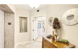 401 N POINT ROAD, OSPREY, FL 34229 - MLS#MFRA4570004
