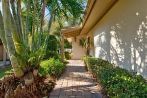 6412 SUN EAGLE LANE, BRADENTON, FL 34210 Sold 08/29/23
