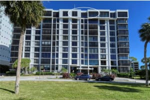 707 GULFSTREAM AVENUE, SARASOTA, FL 34236 Sold 12/22/23