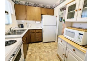 2339 SUNSET DRIVE, BRADENTON, FL 34207 Sold 09/25/23