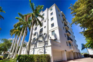 166 GOLDEN GATE POINT, SARASOTA, FL 34236 Sold 03/18/24