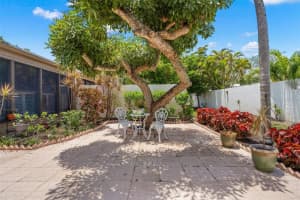 754 OAKVIEW DRIVE, BRADENTON, FL 34210 Sold 06/30/23