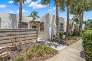 754 OAKVIEW DRIVE, BRADENTON, FL 34210 Sold 06/30/23
