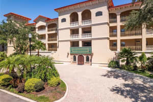 7612 LAKE VISTA COURT, LAKEWOOD RANCH, FL 34202 Sold 07/28/23