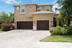 6606 37TH STREET, SARASOTA, FL 34243 Sold 08/29/23