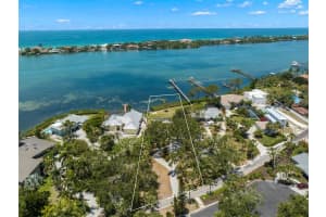 2305 Bayshore Road, Osprey, Florida 34275