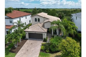 5707 TITLE ROW, BRADENTON, FL 34210 Sold 03/08/24
